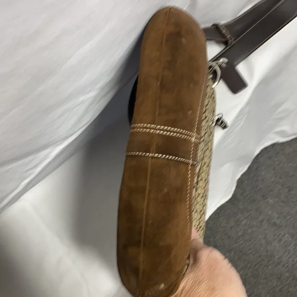 Coach Bag - Picture 15 of 16